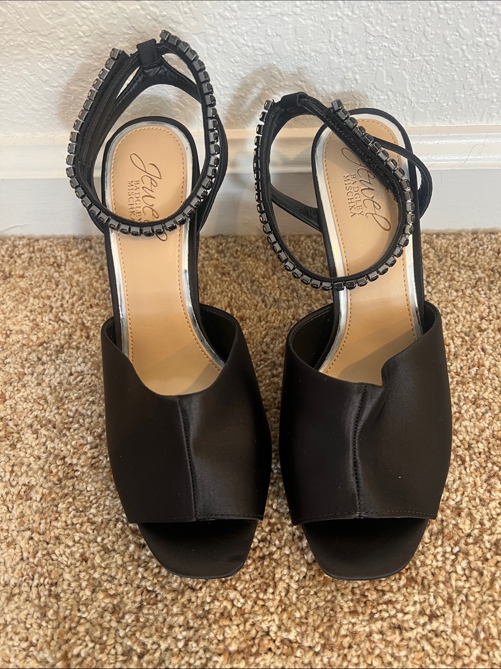 NWOB Jewel Badgley Mischka Black Open-Toe Ankle-Strap Heels with Beaded Trim